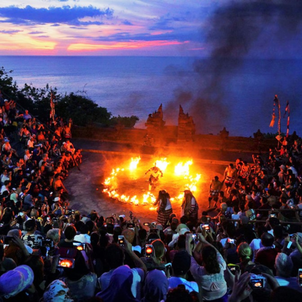 Biru Kreatif Open Trip Bali Instagram Post (2)